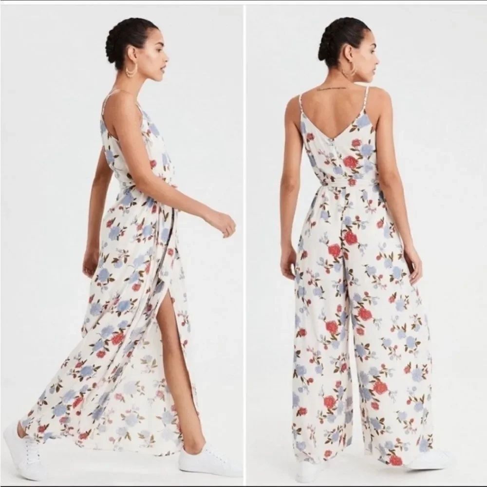 American Eagle Floral Wide Leg Wrap Jumpsuit Size 10 Boho Cottagecore Resortwear